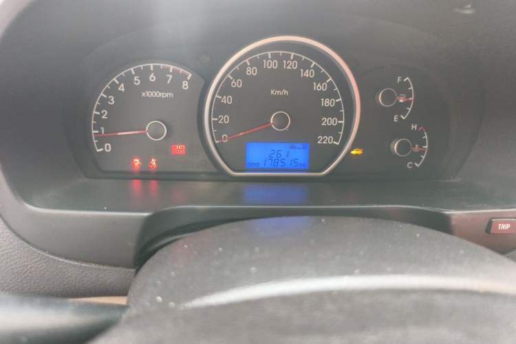 Used Hyundai Celesta 2011 1.6L Manual Luxury Model Odometer Close Up