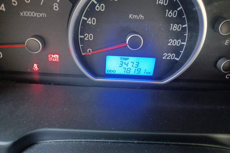 Used Hyundai Celesta 2011 1.6L Manual Luxury Model Odometer Close Up