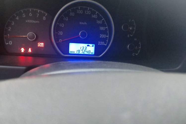 Used Hyundai Celesta 2011 1.6L Manual Luxury Model Odometer Close Up