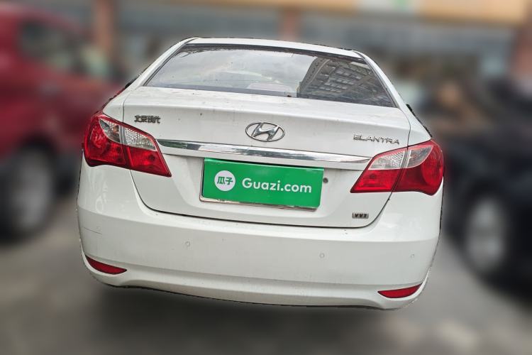 Used Hyundai Celesta 2011 1.6L Manual Luxury Model Rear