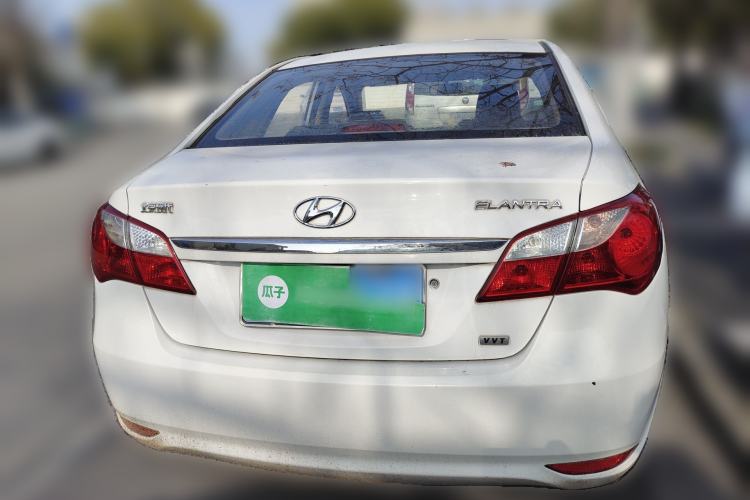 Used Hyundai Celesta 2011 1.6L Manual Luxury Model Rear