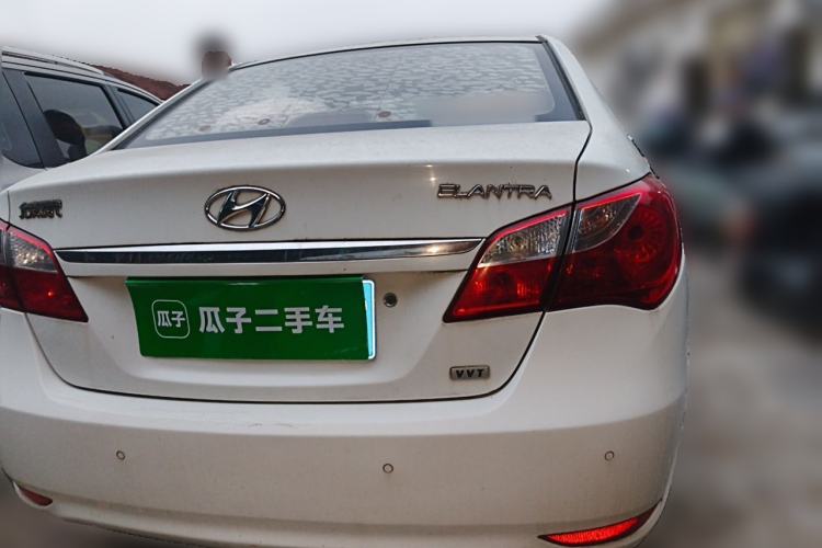 Used Hyundai Celesta 2011 1.6L Manual Luxury Model Rear