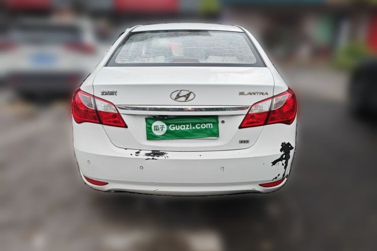 Used Hyundai Celesta 2011 1.6L Manual Luxury Model Rear