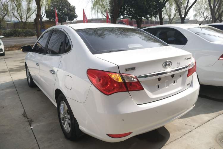 Used Hyundai Celesta 2011 1.6L Automatic Luxury Version Rear Left 45 Deg