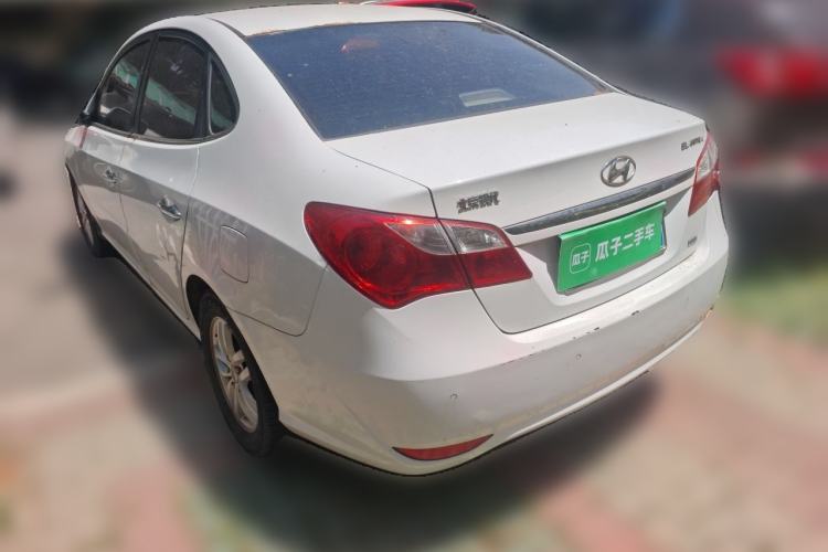 Used Hyundai Celesta 2011 1.6L Manual Luxury Model Rear Left 45 Deg