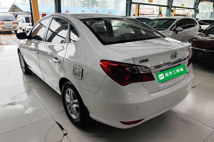 Used Hyundai Celesta 2011 1.6L Manual Luxury Model Rear Left 45 Deg