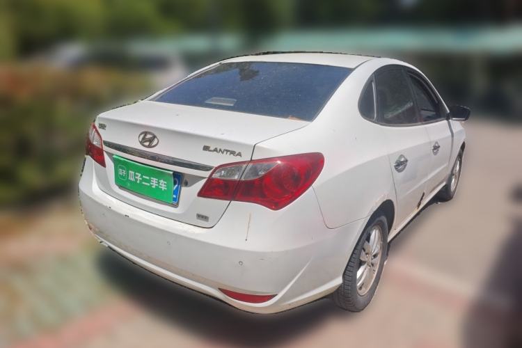 Used Hyundai Celesta 2011 1.6L Manual Luxury Model Rear Right 45 Deg