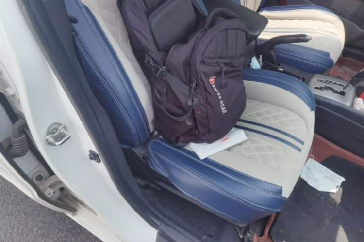Used Hyundai Celesta 2011 1.6L Automatic Comfort Edition Right Front Seat