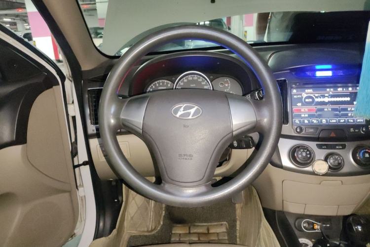 Used Hyundai Celesta 2011 1.6L Manual Comfort Edition Steering Wheel