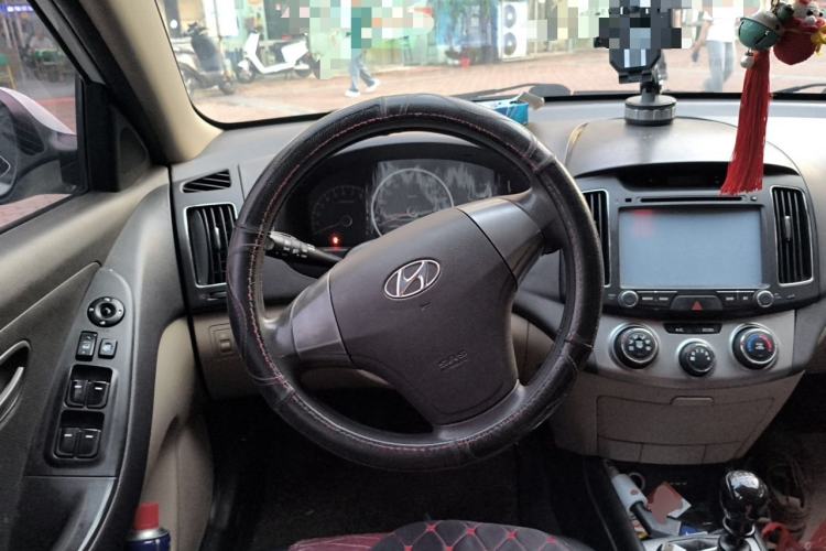Used Hyundai Celesta 2011 1.6L Manual Comfort Edition Steering Wheel