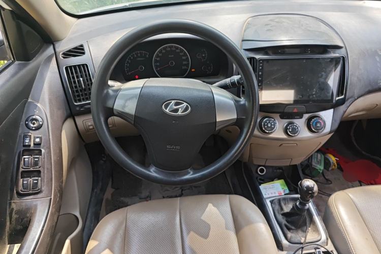 Used Hyundai Celesta 2011 1.6L Manual Comfort Edition Steering Wheel