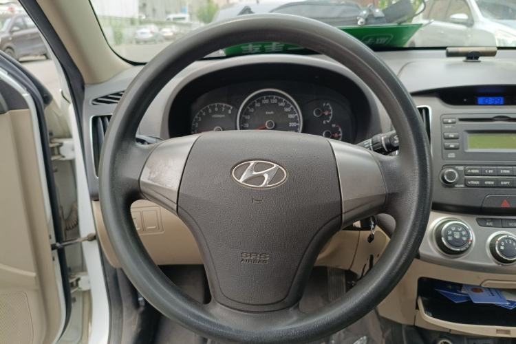 Used Hyundai Celesta 2011 1.6L Manual Comfort Edition Steering Wheel
