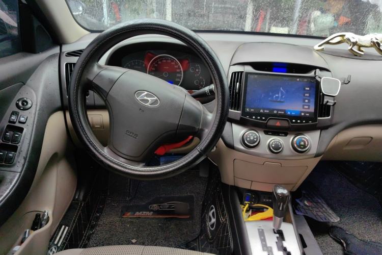 Used Hyundai Celesta 2011 1.6L Automatic Comfort Edition Steering Wheel