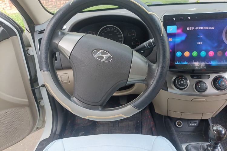 Used Hyundai Celesta 2011 1.6L Manual Comfort Edition Steering Wheel