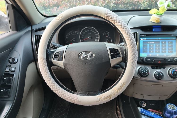 Used Hyundai Celesta 2011 1.6L Manual Comfort Edition Steering Wheel