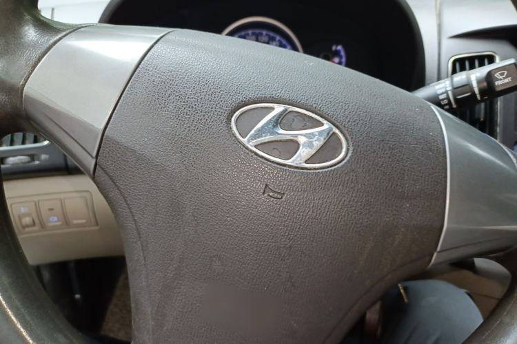 Used Hyundai Celesta 2011 1.6L Manual Comfort Edition Steering Wheel
