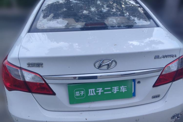 Used Hyundai Celesta 2011 1.6L Manual Comfort Edition Trunk