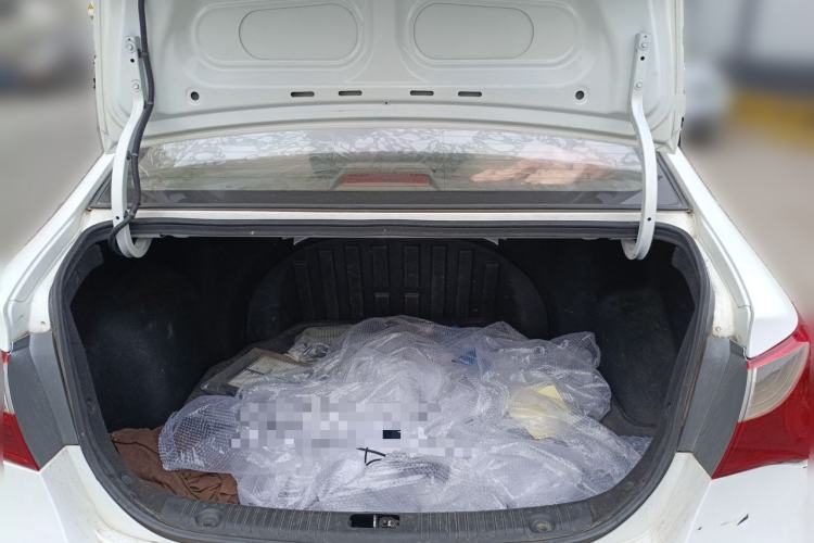 Used Hyundai Celesta 2011 1.6L Manual Comfort Edition Trunk
