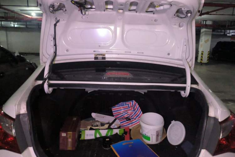 Used Hyundai Celesta 2011 1.6L Automatic Comfort Edition Trunk