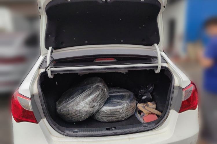 Used Hyundai Celesta 2011 1.6L Automatic Comfort Edition Trunk
