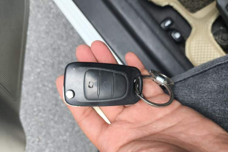 Used Hyundai Celesta 2011 1.6L Automatic Comfort Edition Vehicle Key