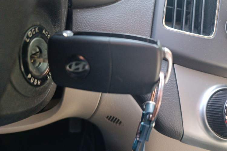 Used Hyundai Celesta 2011 1.6L Manual Luxury Model Vehicle Key