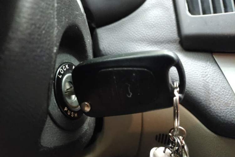 Used Hyundai Celesta 2011 1.6L Automatic Luxury Version Vehicle Key