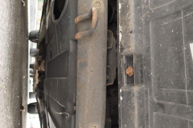Used Hyundai Celesta 2011 1.6L Automatic Luxury Version Chassis Front