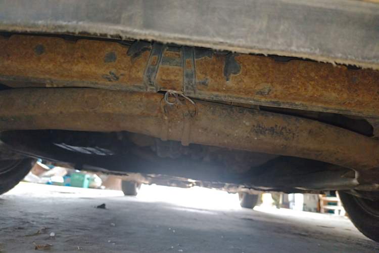 Used Hyundai Celesta 2011 1.6L Manual Comfort Edition Chassis Front
