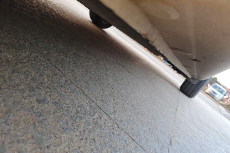 Used Hyundai Celesta 2011 1.6L Manual Comfort Edition Chassis Front Left