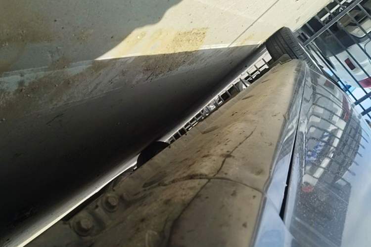Used Hyundai Celesta 2011 1.6L Manual Comfort Edition Chassis Front Right