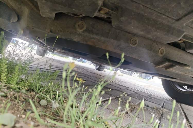 Used Hyundai Celesta 2011 1.6L Manual Comfort Edition Chassis Front