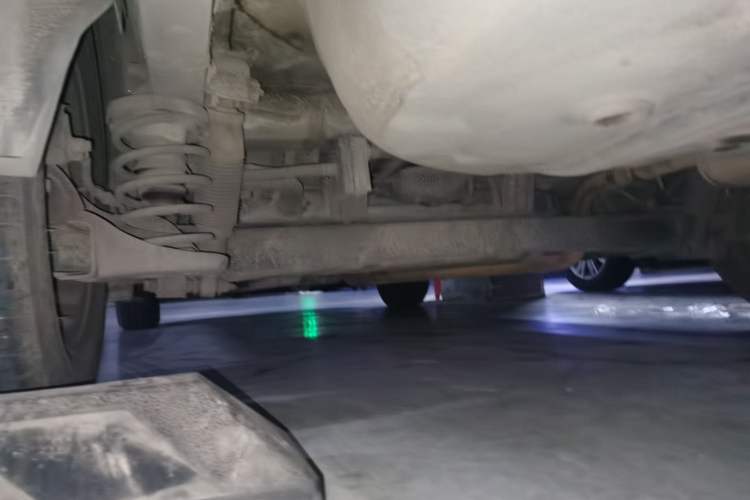 Used Hyundai Celesta 2011 1.6L Automatic Luxury Version Chassis Rear Left