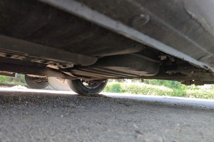 Used Hyundai Celesta 2011 1.6L Manual Comfort Edition Chassis Rear Left