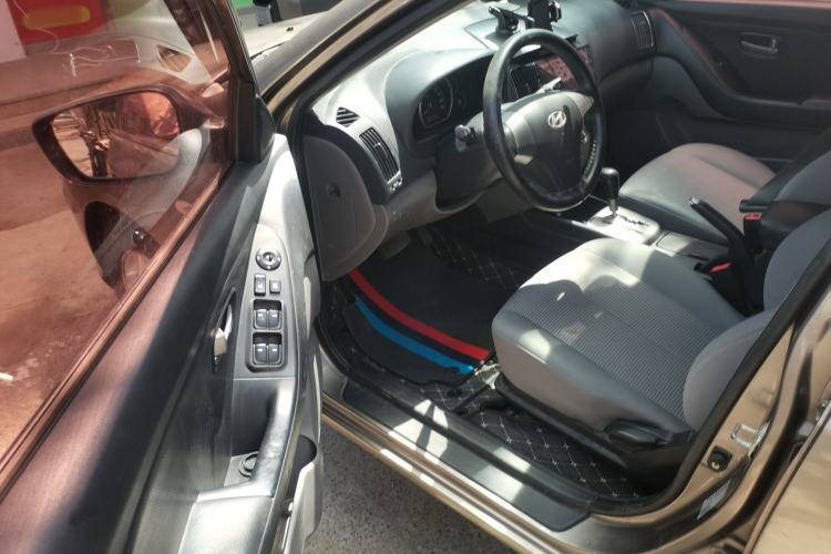 Used Hyundai Celesta 2011 1.6L Automatic Comfort Edition Driver Seat