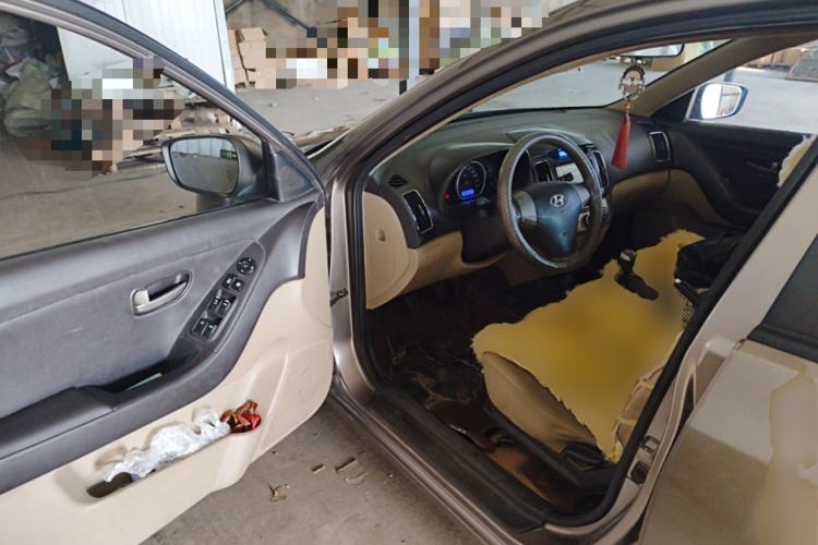Used Hyundai Celesta 2011 1.6L Manual Comfort Edition Driver Seat