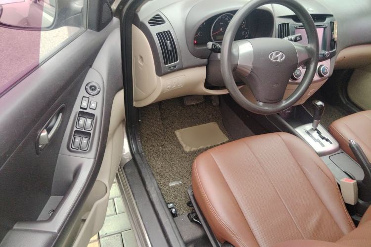 Used Hyundai Celesta 2011 1.6L Automatic Comfort Edition Driver Seat