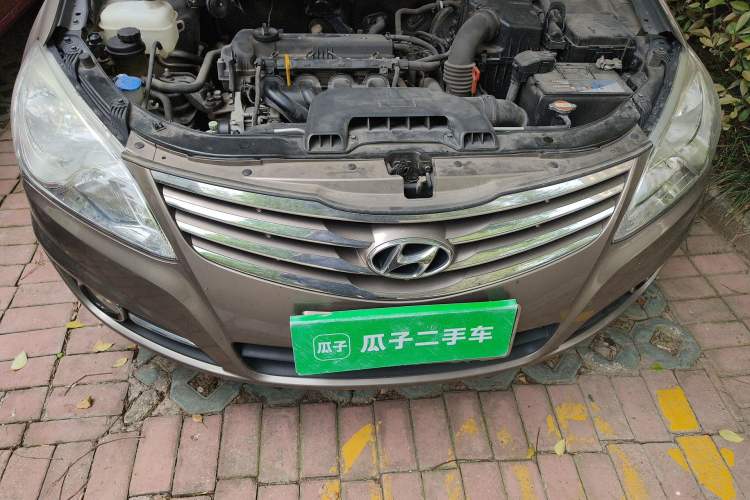 Used Hyundai Celesta 2011 1.6L Automatic Comfort Edition Engine Bay