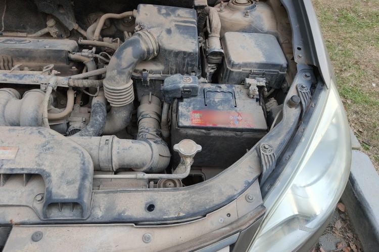 Used Hyundai Celesta 2011 1.6L Manual Comfort Edition Engine Bay Left