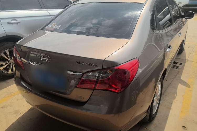 Used Hyundai Celesta 2011 1.6L Automatic Luxury Version Exterior 3