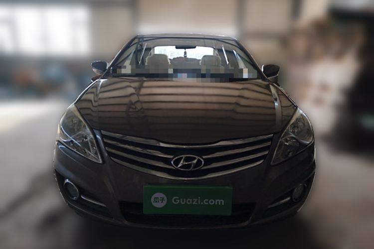 Used Hyundai Celesta 2011 1.6L Manual Comfort Edition Front