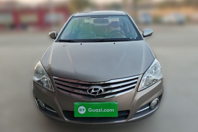Used Hyundai Celesta 2011 1.6L Manual Comfort Edition Front