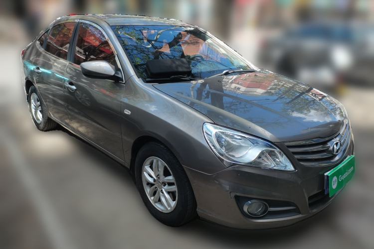 Used Hyundai Celesta 2011 1.6L Automatic Comfort Edition Front Right 45 Deg