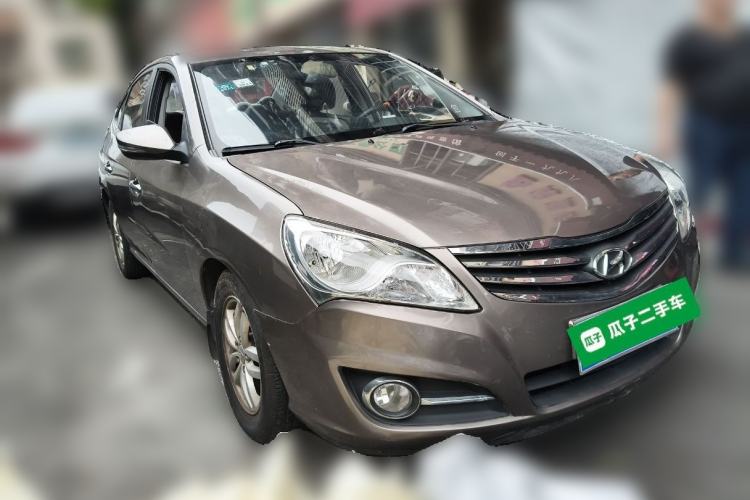 Used Hyundai Celesta 2011 1.6L Automatic Luxury Version Front Right 45 Deg