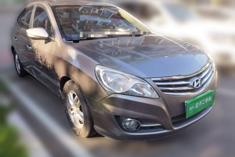 Used Hyundai Celesta 2011 1.6L Automatic Luxury Version Front Right 45 Deg