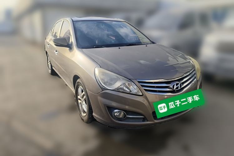 Used Hyundai Celesta 2011 1.6L Automatic Luxury Version Front Right 45 Deg