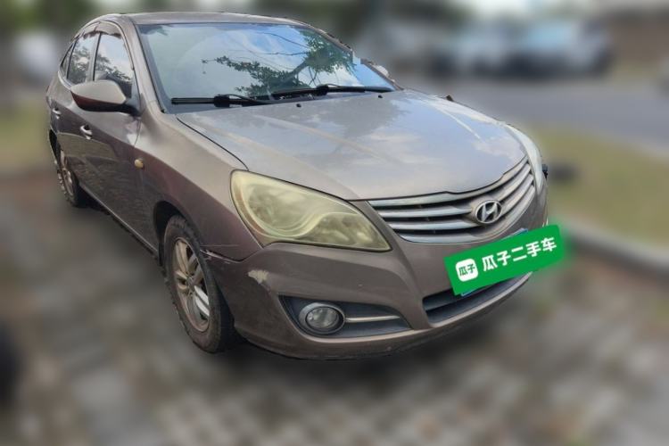 Used Hyundai Celesta 2011 1.6L Manual Comfort Edition Front Right 45 Deg