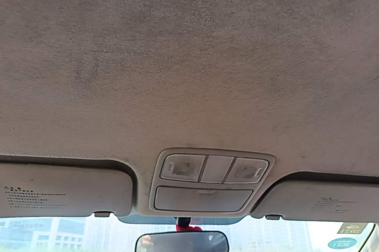 Used Hyundai Celesta 2011 1.6L Manual Comfort Edition Headliner