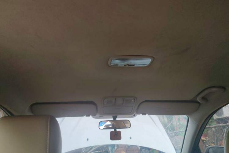 Used Hyundai Celesta 2011 1.6L Automatic Comfort Edition Headliner