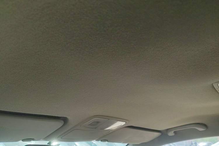 Used Hyundai Celesta 2011 1.6L Manual Comfort Edition Headliner